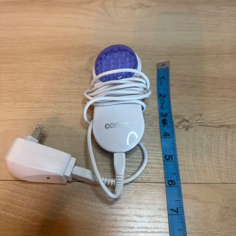 Conair True Glow Blue Light Acne Treatment Handheld LED Therapy Device White